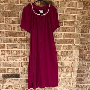Anthony Richard’s Maroon Snap Embroidered Neck Duster